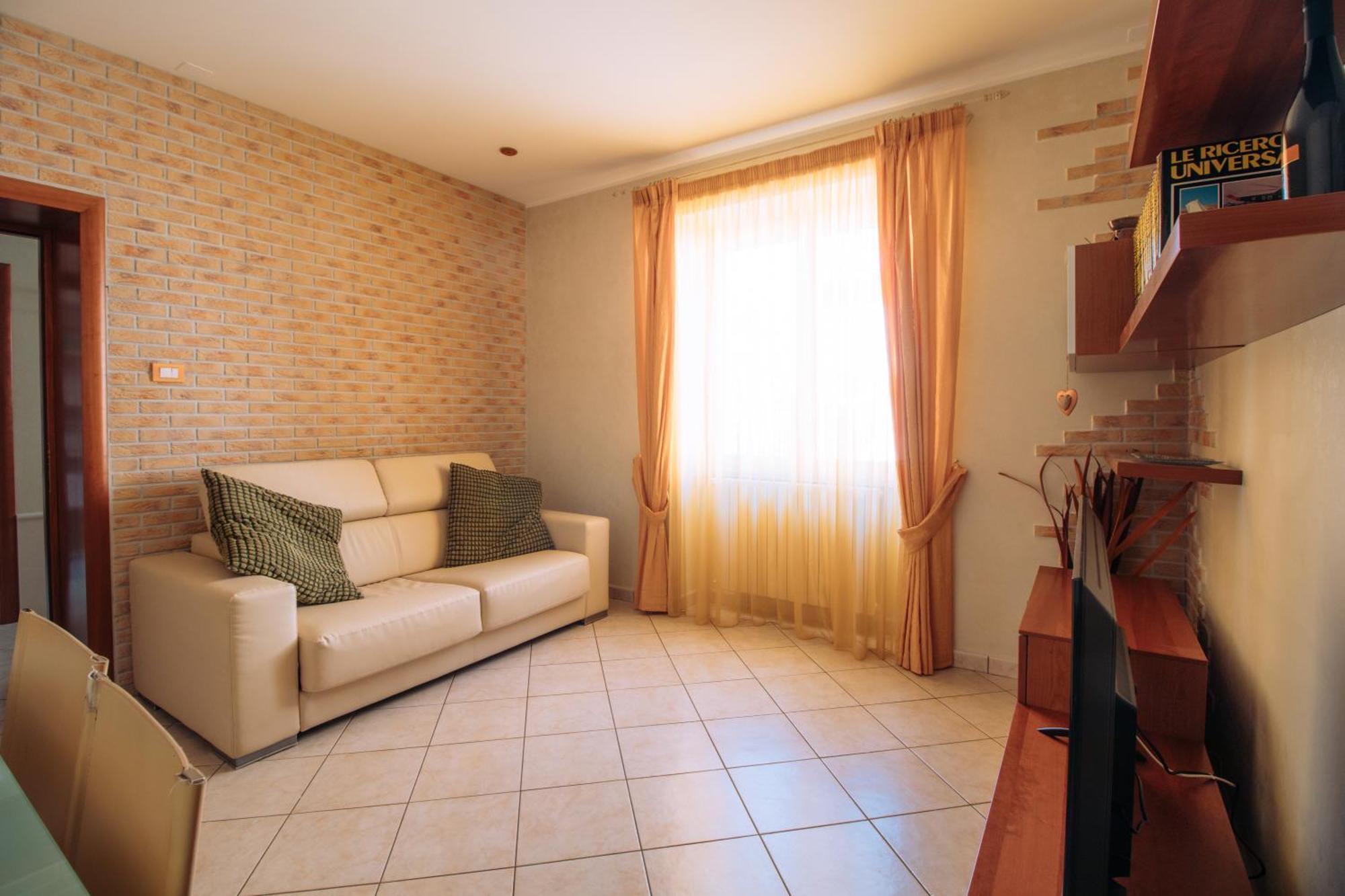 Flat With High Speed Internet Tocco da Casauria